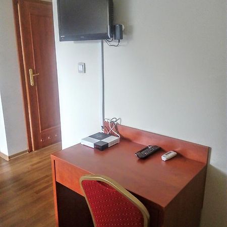 Hotel Zacisze Ulan Exterior foto